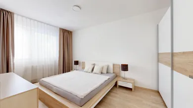 Na predaj 2-izbový byt, 64 m², Bratislava-Karlova Ves, Staré Grunty