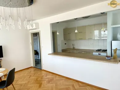 Na prenájom 2-izbový byt, 55 m², Bratislava-Staré Mesto, Palisády