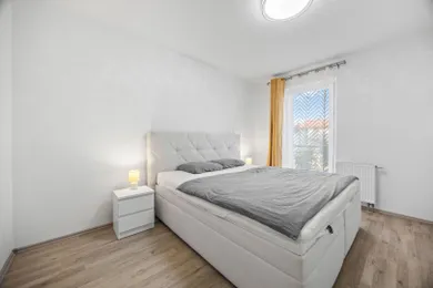 Na predaj 2-izbový byt, 54 m², Bratislava-Devínska Nová Ves
