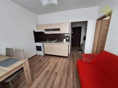 Apartments for rent, 1-room in Zlaté Moravce · €420