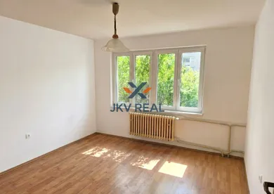 Na prenájom 3-izbový byt, 80 m², Nitra, Klokočina
