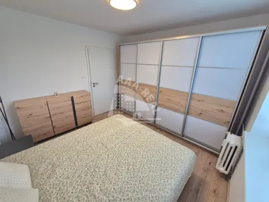 Na prenájom 3-izbový byt, 63 m², Banská Bystrica