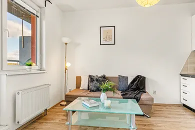 Na predaj 1-izbový byt, 37 m², Bratislava-Dúbravka, Nejedlého