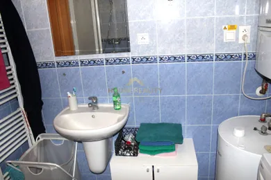 Na prenájom 1-izbový byt, 47 m², Bratislava-Petržalka, Záporožská