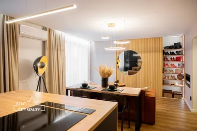 Na prenájom 2-izbový byt, 62 m², Prievidza, Vnútorná