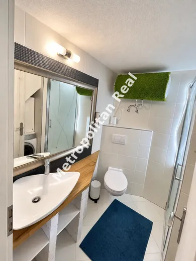 Na predaj 3-izbový byt, 82 m², Bratislava-Ružinov, Hrachová