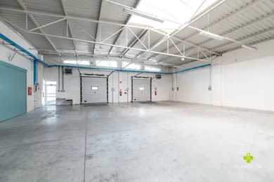 Na prenájom objekt, 31 m², Prievidza, Priemyselná