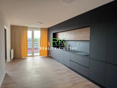 Mieszkania na sprzedaż, 4-pokojowe, Trebišov · €220 000