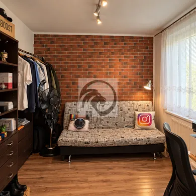 Na predaj 4-izbový byt, 88 m², Vráble, Sídl. Lúky