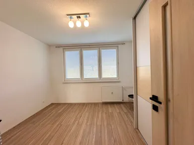 Na prenájom 3-izbový byt, 68 m², Košice-Západ, Pokroku