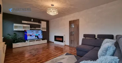 Na predaj 4-izbový dom, 140 m², Bratislava-Vajnory, Uhliská