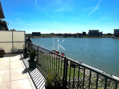 Na predaj 5-izbový dom, 200 m², Boldog