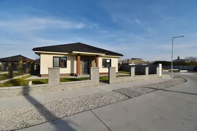 Domy na predaj, Veľký Meder · €220 000
