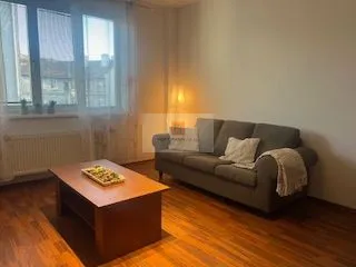 Mieszkania na wynajem, 3-pokojowe, Bratislava-Staré Mesto · €900