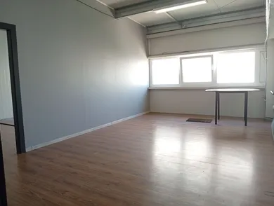 Na prenájom objekt, 182 m², Bratislava-Vajnory, Stará Vajnorská
