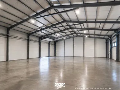 Na prenájom komerčné, 250 m², Trnava