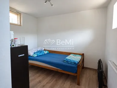 Na predaj 4-izbový dom, Nová Dedina, Nová Denina