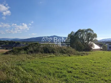 Na predaj pozemok, Zubrohlava