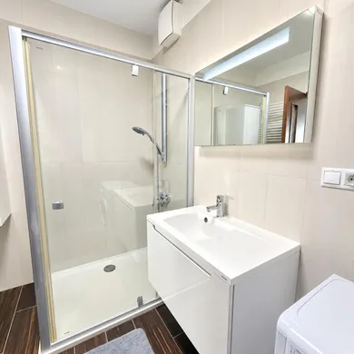 Na prenájom 2-izbový byt, 74 m², Trnava, Jána Hollého