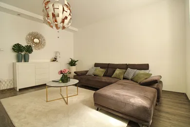 Byty na prenájom 3-izbový, Nitra · €700