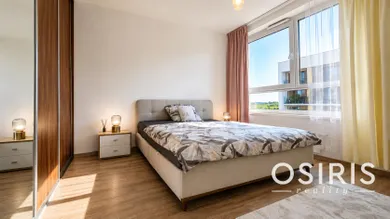 Na predaj 3-izbový byt, 77 m², Bratislava-Lamač, Hany Ponickej