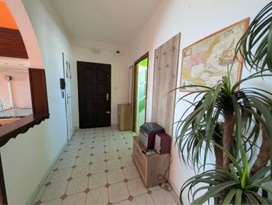 Na predaj 2-izbový byt, 57 m², Komárno, Meštianska ul.
