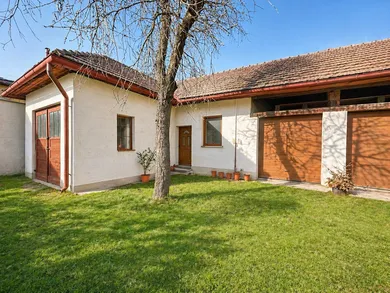 Na predaj dom v Brezno · €360 000 · Čiastočná rekonštrukcia