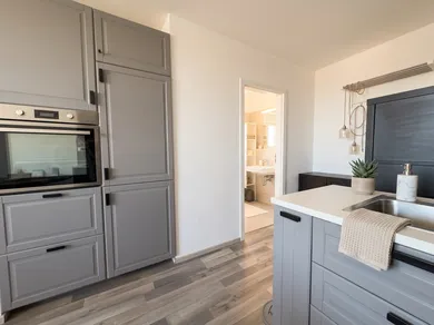 Na predaj 2-izbový byt, 43 m², Bratislava-Petržalka