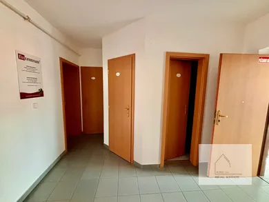 Na predaj objekt, 30 m², Zlaté Moravce