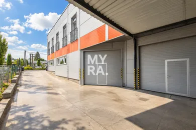 Na predaj komerčné, 244 m², Prešov, Strojnícka