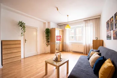 Na predaj 3-izbový byt, 73 m², Bratislava-Nové Mesto, Šancová
