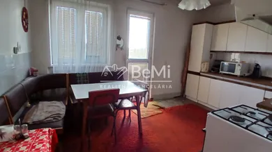 Na predaj dom, 230 m², Veľký Krtíš, Okružná