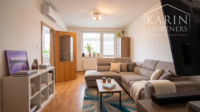 Квартири на продаж, 3-кімнатні, Nové Zámky · €130 000