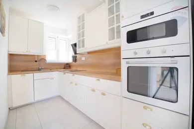 Domy na sprzedaż, 4-pokojowe, Dunajská Lužná · €314 900