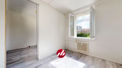 Na predaj 2-izbový byt, 37 m², Bratislava-Nové Mesto, Kalinčiakova