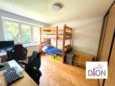 Na predaj 3-izbový byt, 73 m², Banská Bystrica, Uhlisko
