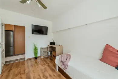 Na predaj 2-izbový byt, 57 m², Košice-Staré Mesto, Komenského