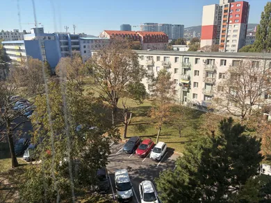 Byty na predaj 4-izbový, Bratislava-Ružinov · €265 000