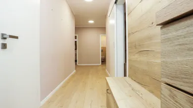 Na predaj 3-izbový byt, 87 m², Bratislava-Záhorská Bystrica