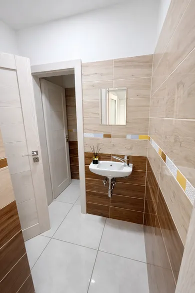 Na prenájom objekt, 100 m², Nové Zámky, Nitrianska cesta