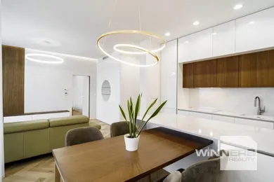 Na predaj 3-izbový byt, 111 m², Bratislava-Staré Mesto, Bezručova