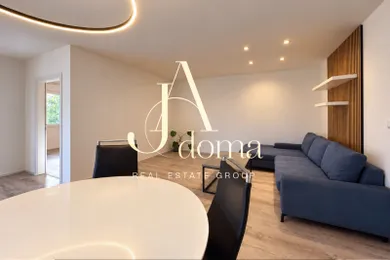 Na predaj 4-izbový byt, 80 m², Kráľová pri Senci