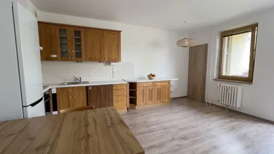 Na prenájom 4-izbový byt, 77 m², Trnava, Vajanského
