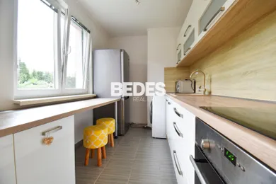 Na prenájom 2-izbový byt, 58 m², Handlová, Prievidzská 27