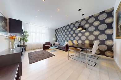 Apartments for rent, 3-room in Bratislava-Nové Mesto · €1,000