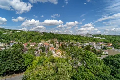 Na predaj 4-izbový byt, 87 m², Bratislava-Karlova Ves, Donnerova