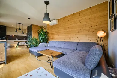 Na predaj 2-izbový byt, 66 m², Bratislava-Nové Mesto, Tupého
