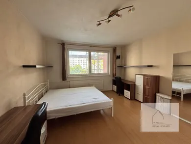 Na prenájom byt v Levice · €650 · Čiastočná rekonštrukcia