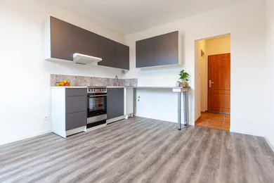 Mieszkania na sprzedaż, 1-pokojowe, Holíč · €69 000
