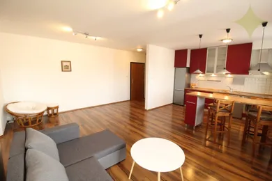 Na prenájom 2-izbový byt, 62 m², Liptovský Mikuláš, Štúrova